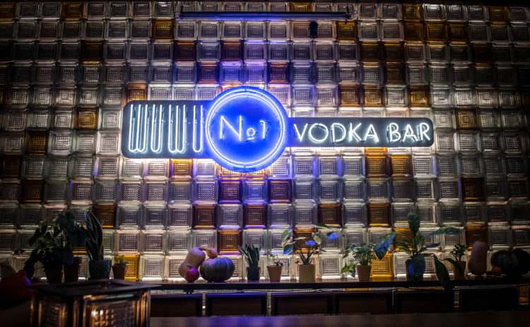 zabkowska praga nightlife bar club pub music people vodka neon warsaw