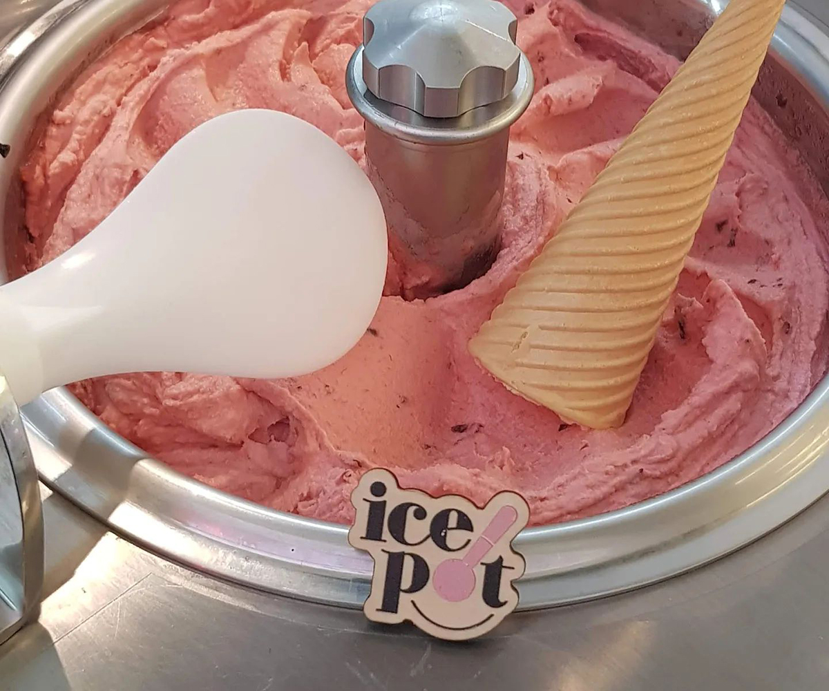 ice pot ice cream warsaw pink cone summer machine